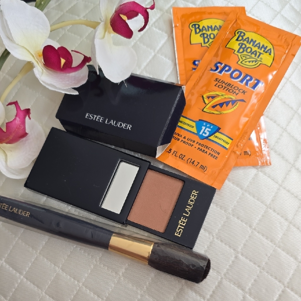 Estee Lauder Brown Bronzer and Contour Palette